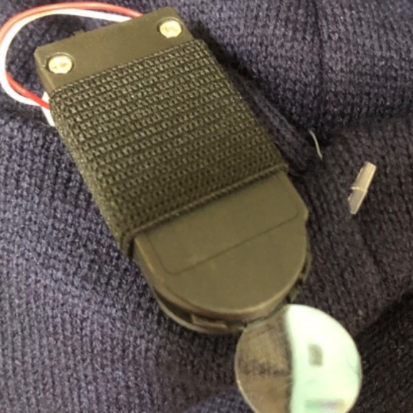 NWT Tennessee Titans LED Light Up Pom Beanie - Picture 4 of 4